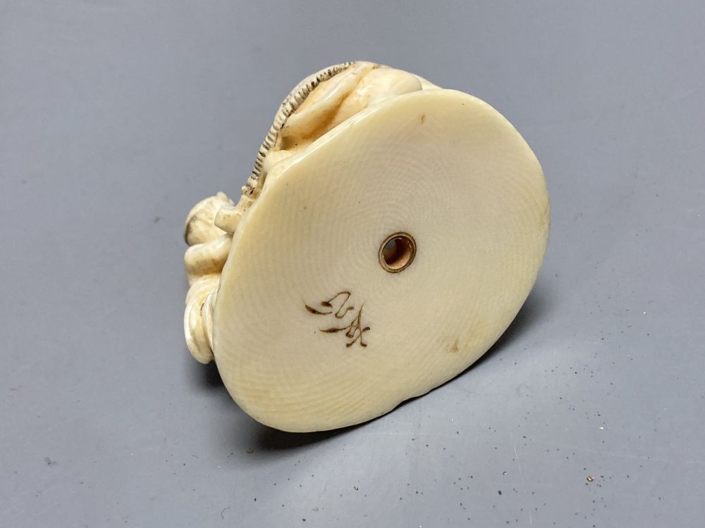 Three Japanese ivory netsuke, Meiji period, all signed